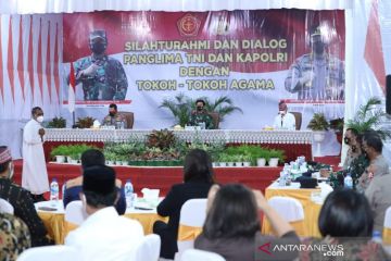 Panglima TNI apresiasi peran tokoh agama Labuan Bajo jaga keharmonisan