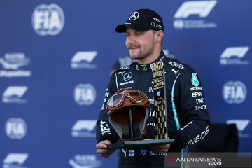 Bottas klaim pole GP Meksiko, Mercedes kunci start baris terdepan