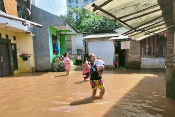 Banjir juga rendam Kembangan Jakarta Barat