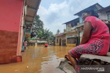 Kawasan Rawajati Pancoran dilanda banjir akibat luapan Ciliwung