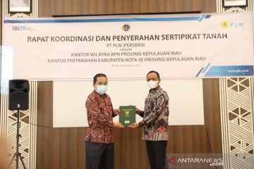 BPN serahkan 105 sertifikat lahan PLN