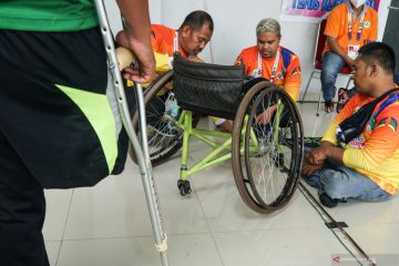Jasa perbaikan kursi roda gratis di Peparnas