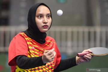 Petenis meja putri DKI Jakarta  Sheila Dwi R raih emas  tenis meja putri klasifikai T10