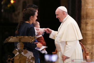Kunjungan pribadi Paus Fransiskus jelang Hari Orang Miskin Sedunia