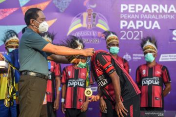Tim sepak bola CP Peparnas Papua raih medali emas