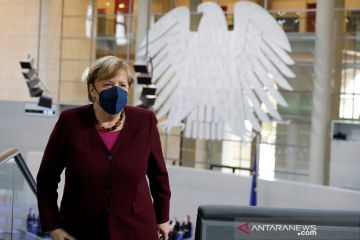 Merkel desak warga yang tidak divaksin untuk pikir-pikir lagi