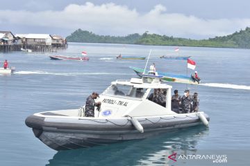Vaksinasi digencarkan TNI AL hingga pulau-pulau kecil di Raja Ampat