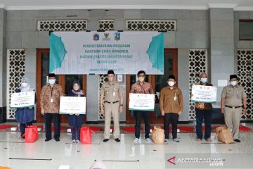 Ratusan guru honorer di Jakpus dapat bantuan Rp1 juta dari Baznas