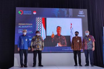 Panasonic produksi perdana AC Inverter di Indonesia