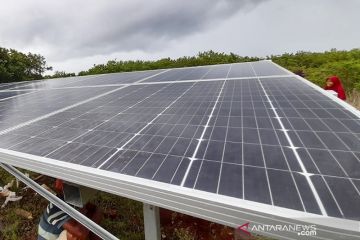 Desa Siru Manggarai Barat bangun sarana air minum dari tenaga surya