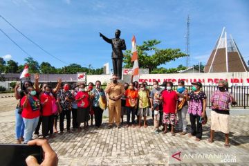 BNPP gelar lomba suling tambur di perbatasan Skouw