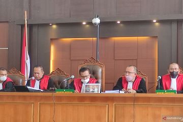 Hakim vonis terdakwa Eddy Hermanto dan Syarifuddin penjara 12 tahun