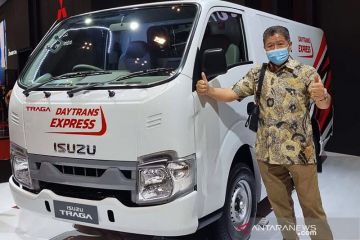 Isuzu luncurkan Traga Blindvan bermesin sama dengan pikap