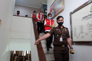 Penyidik tetapkan eks Kadinsos-6 pegawai jadi tersangka korupsi masker