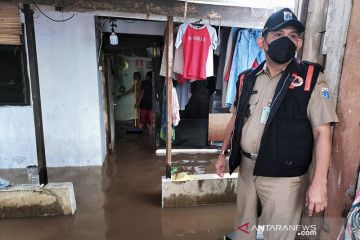 Pemkot Jakbar andalkan sumur resapan kurangi genangan air banjir