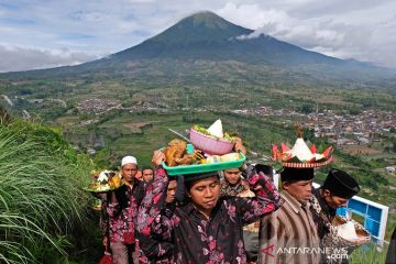 Tradisi Merti Desa Petarangan