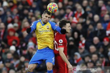 Hasenhuettl akui salah strategi saat Southampton digulung Liverpool