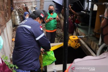 DLH DKI segel saluran limbah pabrik farmasi di Jakarta Utara