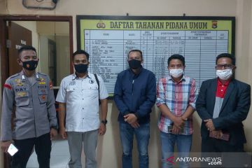 Penyidik kehutanan eksekusi putusan praperadilan kasus kayu di Sumbawa