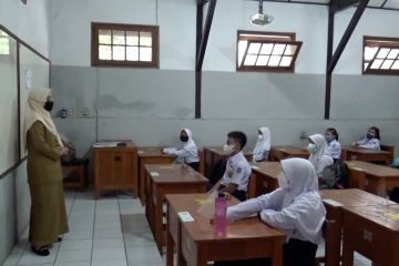 266 siswa dan pengajar di Kota Bandung sembuh dari COVID-19