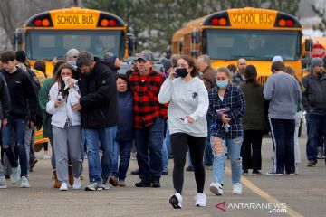 Tiga siswa SMA di Michigan-AS tewas ditembak temannya