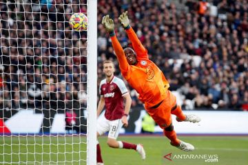 West Ham runtuhkan rekor pertahanan Chelsea untuk raih tiga poin penuh