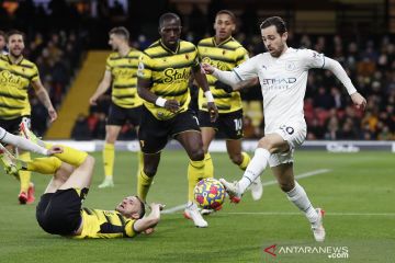 Dua gol Silva kerek Man City ke puncak klasemen