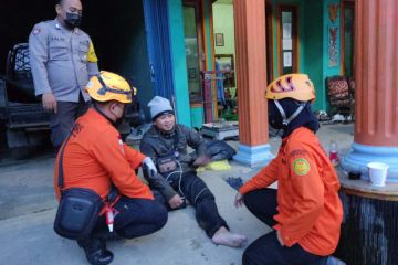 Pendaki Gunung Merbabu dievakuasi akibat kelelahan