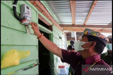 Pemprov Kaltara beri sambungan listrik gratis untuk warga kurang mampu