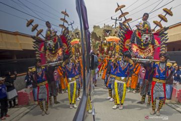 Tradisi Ngarumat Jagad di Karawang