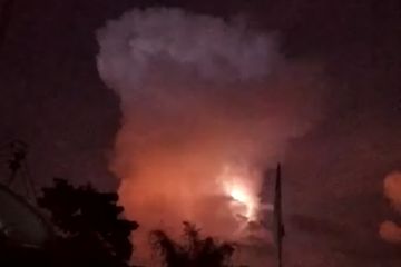 BMKG: Awan merah adalah fenomena optik atmosfer