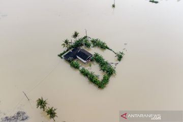 Sebanyak 236 rumah di Karawang terendam banjir luapan sungai Citarum