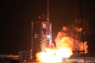 China kirim satelit relai data baru ke orbit