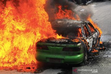 Kenali penyebab mobil terbakar dan cara mencegahnya