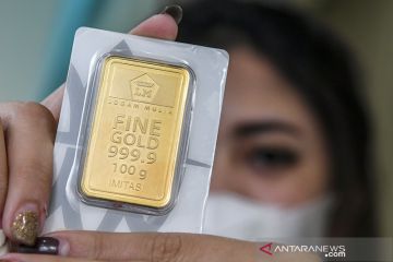 Emas stabil di Asia, dolar yang lebih lemah diimbangi sentimen risiko