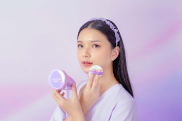 "Makeup" mengandung "skincare" diprediksi jadi tren kecantikan 2022