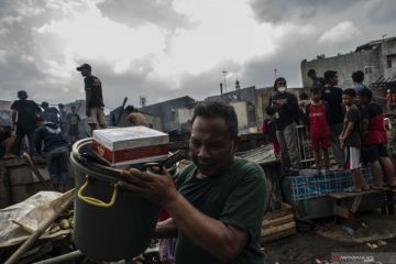 Kebakaran permukiman padat penduduk di Kramat Pulo