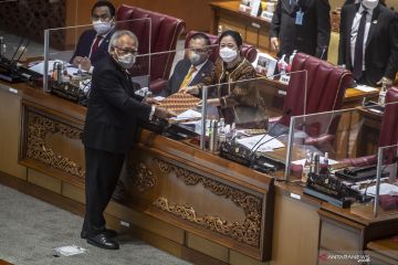 Rapat paripurna penutupan masa sidang DPR