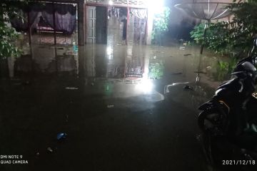 Banjir Pasaman Barat meluas 100 unit rumah terendam air Batang Saman