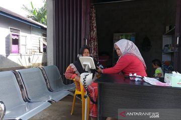 Dinas Kesehatan Pasaman Barat buka posko pelayanan di lokasi banjir