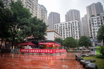 Oven tanpa asap bantu kurangi polusi udara di Chongqing, China