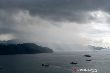 BMKG peringatkan "suspect" area potensi bibit siklon di Laut Arafura