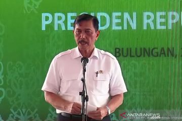 Menko Luhut imbau masyarakat liburan di dalam negeri saja