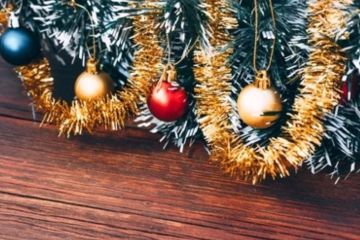 Lirik lagu "Jingle Bell Rock" oleh Bobby Helms dan penjelasannya