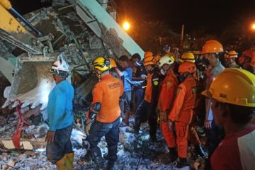 Jasad pekerja kedua yang tertimbun reruntuhan Masjid Suada ditemukan