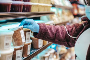 Seberapa penting kita harus baca label makanan kemasan?