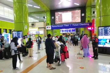 KAI Daop 1 Jakarta berangkatkan 14 ribu penumpang pada H-1 Natal
