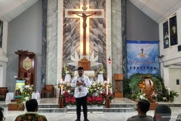 Menteri Agama berkunjung ke Gereja Katedral di Lampung