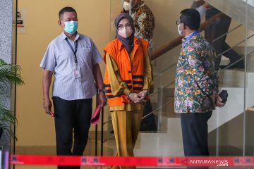 KPK limpahkan berkas Bupati Probolinggo dan suaminya ke pengadilan