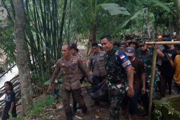 Petugas temukan 1 korban jiwa korban banjir bandang Lombok Barat